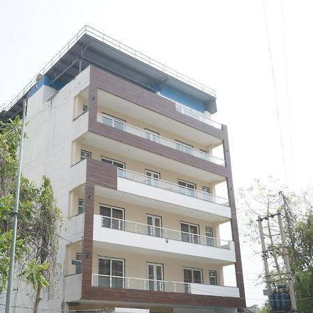 Octave Orchid Vista Hotel Gurgaon Exterior photo