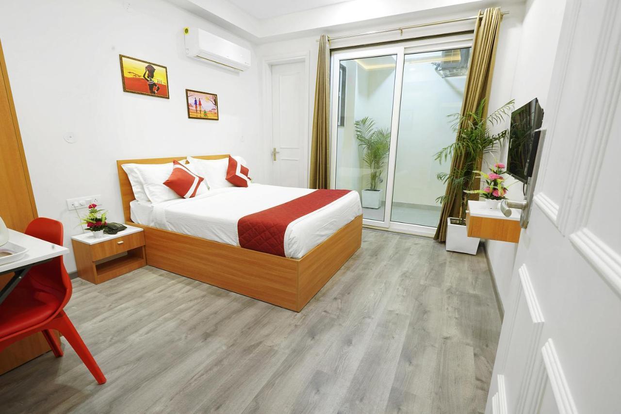 Octave Orchid Vista Hotel Gurgaon Exterior photo